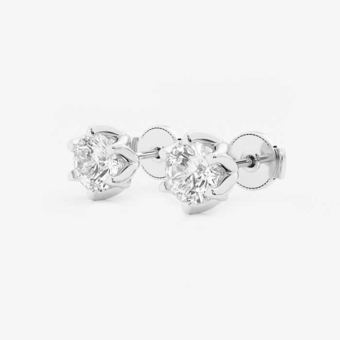 Six Prong Flower Petal Round Stud Earrings