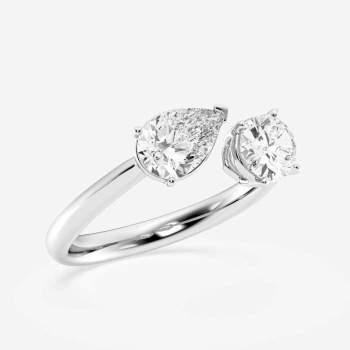 anillo de moda de dos piedras con diamantes cultivados en laboratorio ovalados y pera de 1 1/2 ctw
