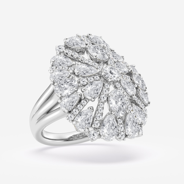 anello alla moda con scoppio floreale con diamanti coltivati ​​in laboratorio multi-forma da 5 1/10 ctw