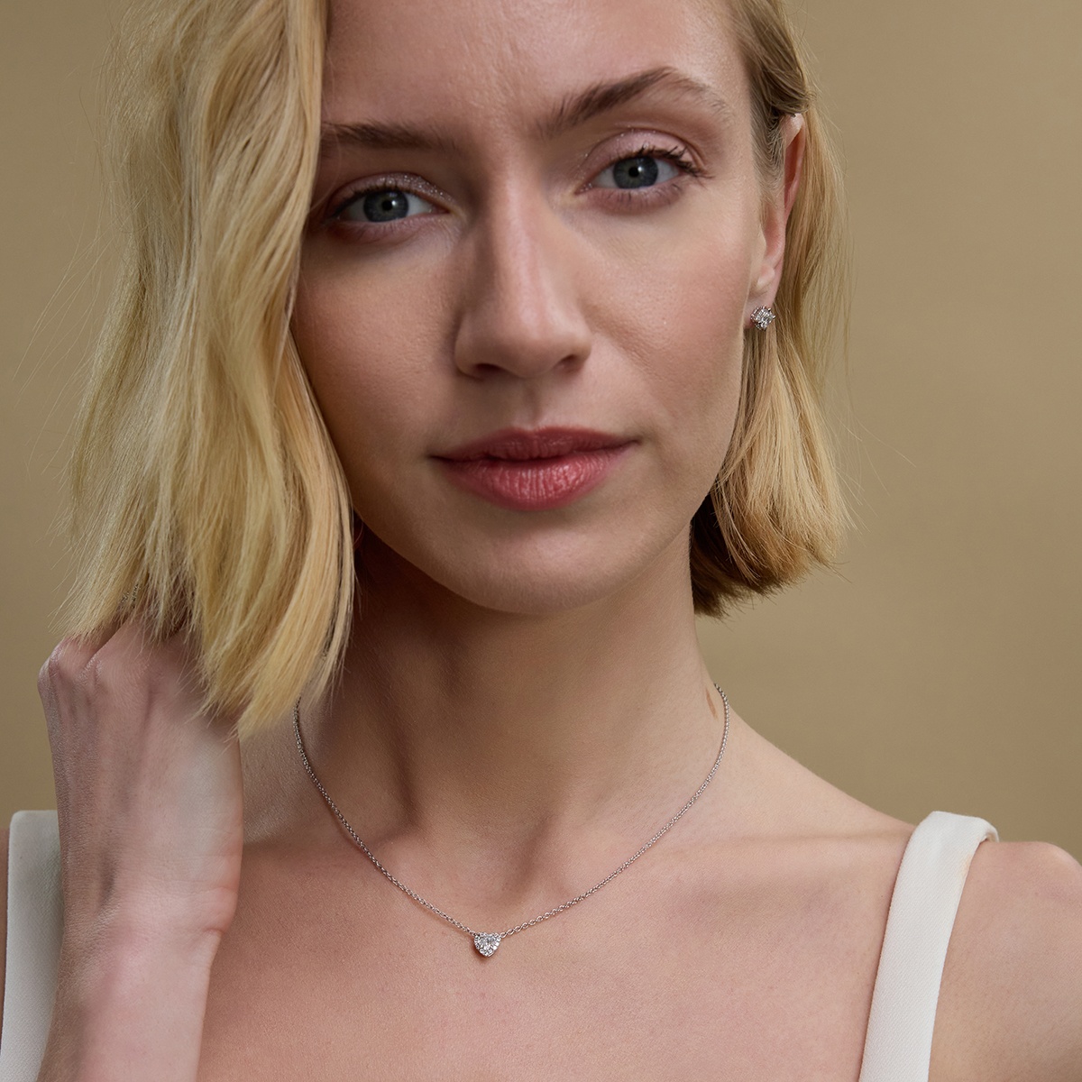 1/2 ctw Heart Lab Grown Diamond Halo Pendant Grownbrilliance